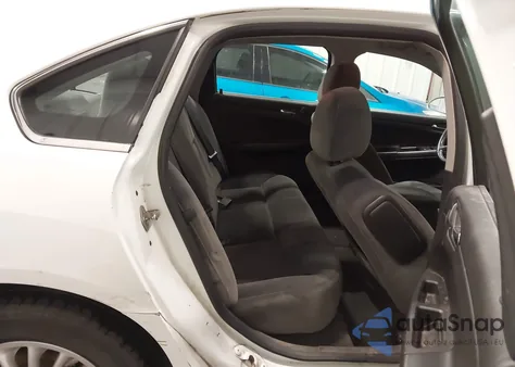 2011 Chevrolet Impala Lt z USA, uszkodzony, nr VIN 2G1WG5EKXB1128484